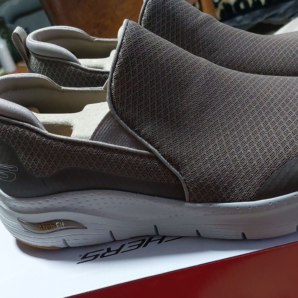 Skechers Men's Gray Slip-On Shoes - Picture 7 of 15